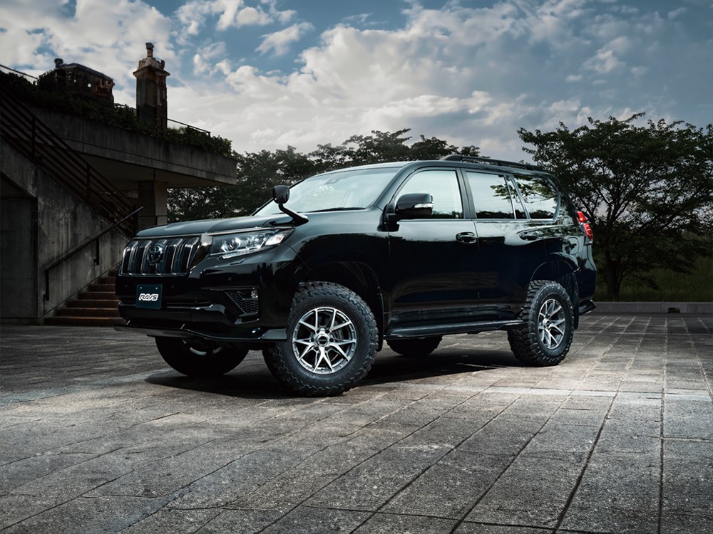 RAYS Craft Collection VV21SX 17x8J матовый алмазный рез / боковая матовая графитовая 12267802016M4 - Фото 2