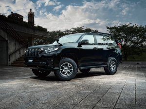 RAYS Craft Collection VV21SX 17x8J матовый алмазный рез / боковая матовая графитовая 12267802016M4