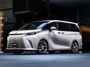 RAYS C-01 LIMITED EDITION 19x8J Алмазная резка/Сияющая бронза металлик 12989804595NX