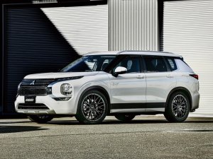 RAYS 2x10BD 18x7.5J Чёрный/Кромка обода DMC 27298755095B9J - thumbnail 4