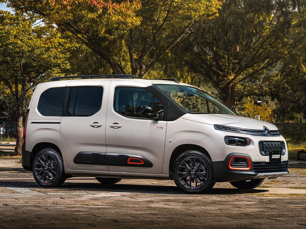 RAYS 2x7FT SPORT EDITION 17x7J Полуматовый чёрный/RAP (Прозрачный красный) 27337703425B7J - Фото 8