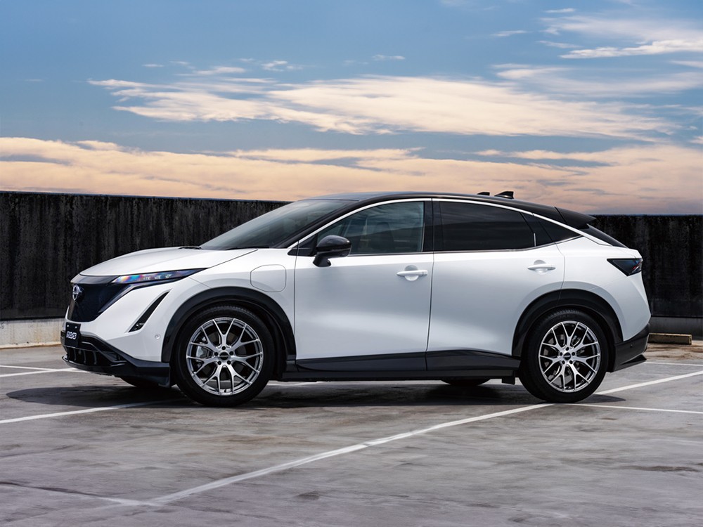 RAYS 2x7FT 17x7J Алмазная резка/Серый боковой грейс 27337703425QAJ - Фото 13