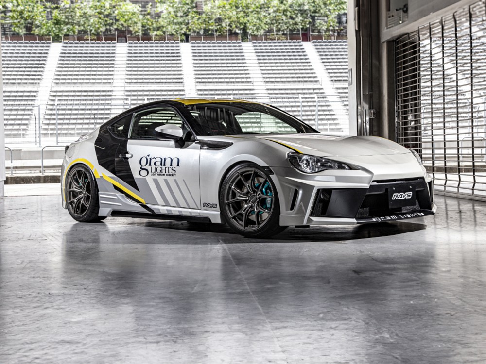 RAYS 57FXZ 18x7.5J Супер-тёмный гунметал/Механическая обработка/Полированный край обода DC 58158755095AAC - Фото 29