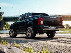 RAYS 57TR-X 18x9J 585389000816YZ - thumbnail 4