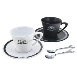 Taza y platillo para té (BLANCO Y NEGRO)