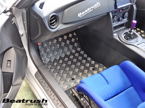 Laile Напольная панель [со стороны пассажира] S76400FPL