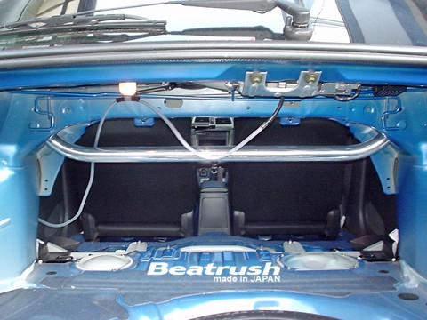 Laile Задняя распорка стоек амортизаторов S86016-RTA