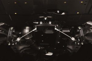 Гибкий усилитель жесткости передней подвески