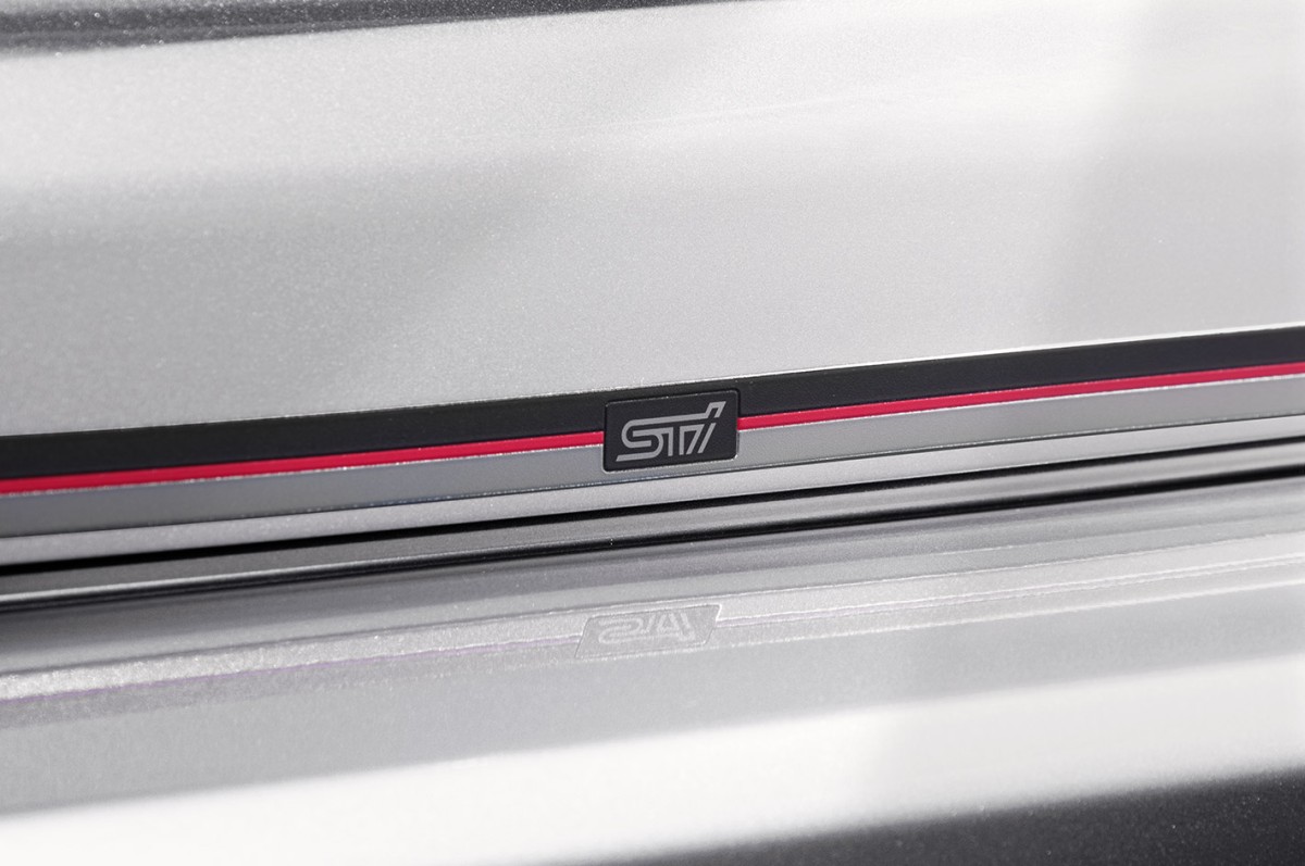 STI Гарнитур задней двери (комби) ST91042VV050 - Фото 3