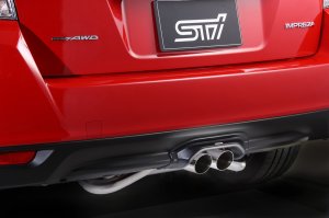 STI Комплект спортивного глушителя Performance с накладкой STPKG40GH003