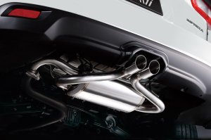 STI Комплект производительного глушителя и накладки (для IMPREZA SPORT e-BOXER) STPKG40GH032