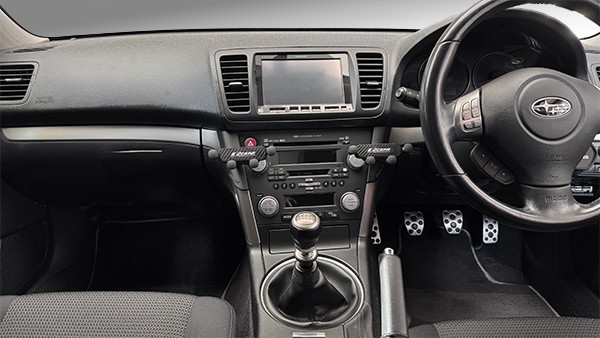 K2GEAR Soporte para smartphone tipo i para Legacy BP#BL#, lado izquierdo para Subaru Legacy BL5 — Foto 2
