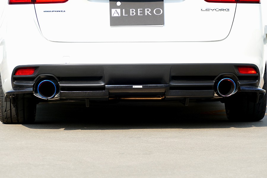 LIBERAL リアディフューザー（3ピース） — 未塗装品（FRP）（Subaru Levorg VM4用） — 写真 2