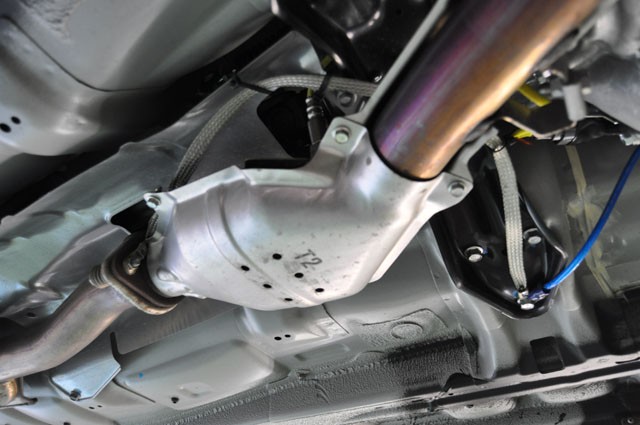 LIBERAL エキゾーストアースキット（Subaru Impreza WRX STI GRF用） — 写真 5