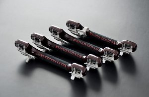 LIBERAL カーボンアシストグリップ — オリジナルカラー、革・アルカンターラによる製作可。