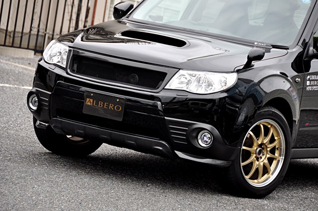 LIBERAL フロントアンダースポイラー — 3点セット — カーボン塗装（クリア塗装済）※（Subaru Forester SH5用） — 写真 2