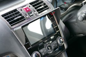 LIBERAL ナビバイザー for VM/VA — リアルカーボンタイプ（クリア塗装済）（Subaru Levorg VM4用）