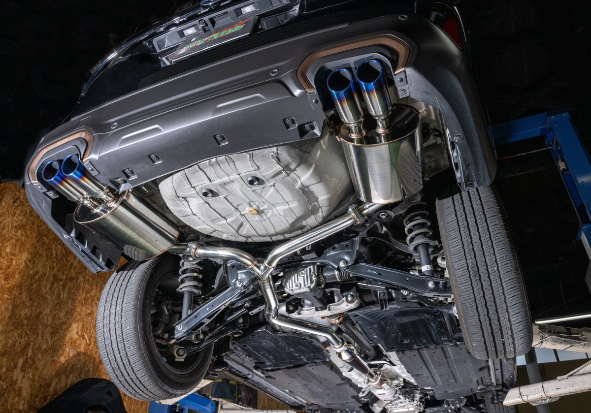SYMS EXチャンバーリヤマフラー＆ガーニッシュセット OEM Y0800SL011（Subaru Forester SL5用） — 写真 3