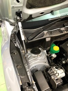 SYMS SK FORESTER
ボンネットダンパー OEM Y0900SK001