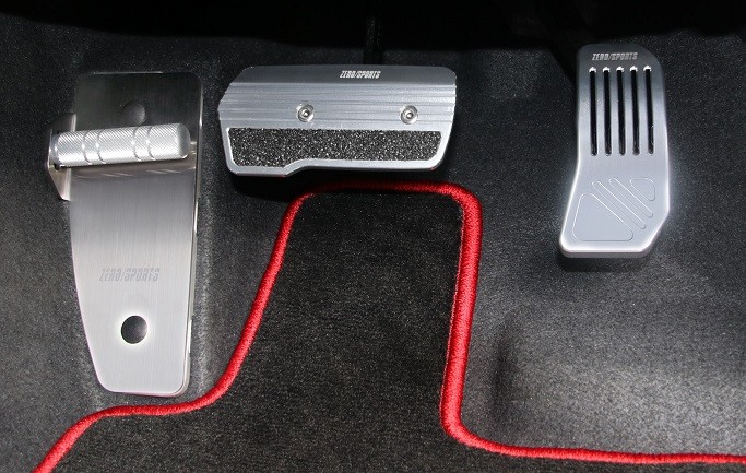 ZERO/SPORTS Опорная перекладина для левой ноги Footrest Bar OEM 0978006 для Subaru WRX S4 VBH — Фото 3