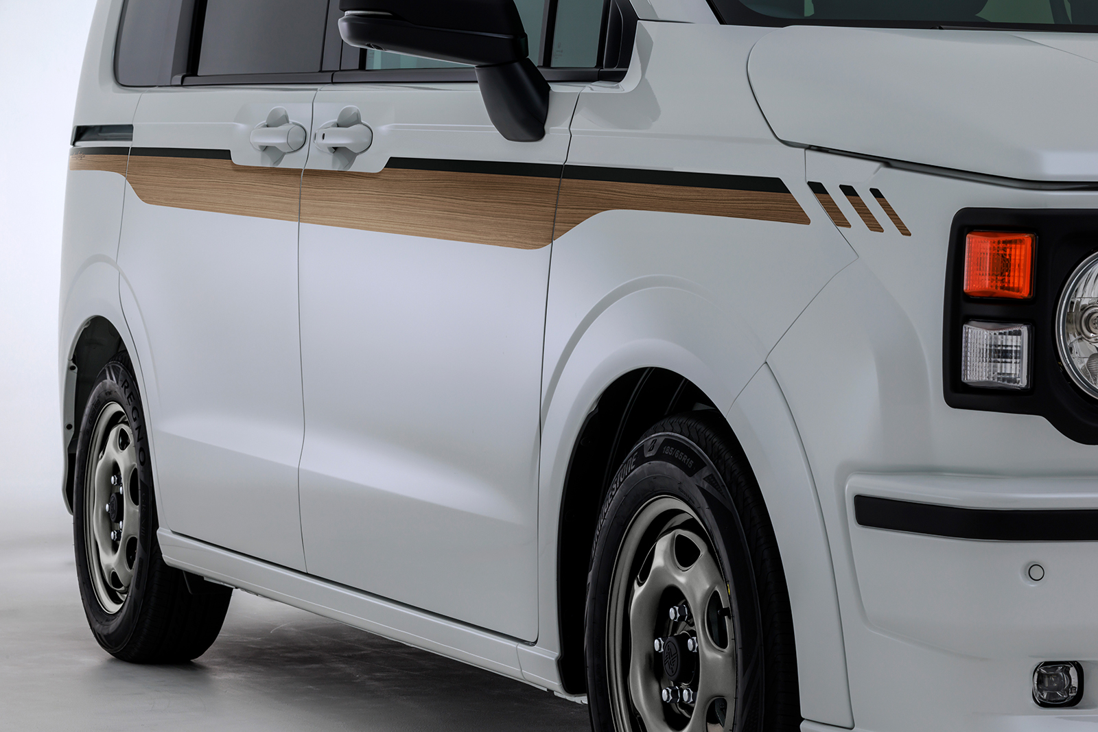 DAMD Freed Isolator Air damd-products-honda-freed_isolator_air - Photo 28